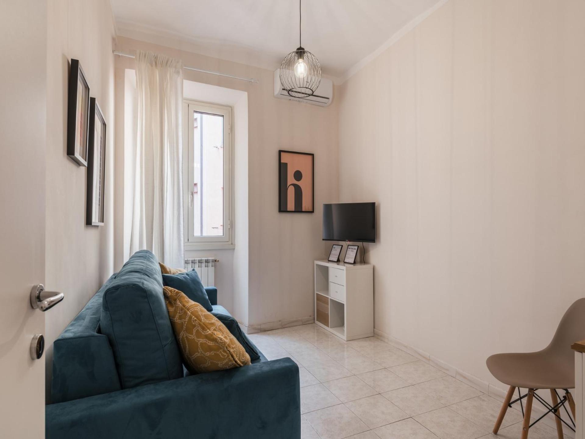The Best Rent - Spacious One-Bedroom Apartment Near Colosseum Roma Exterior foto