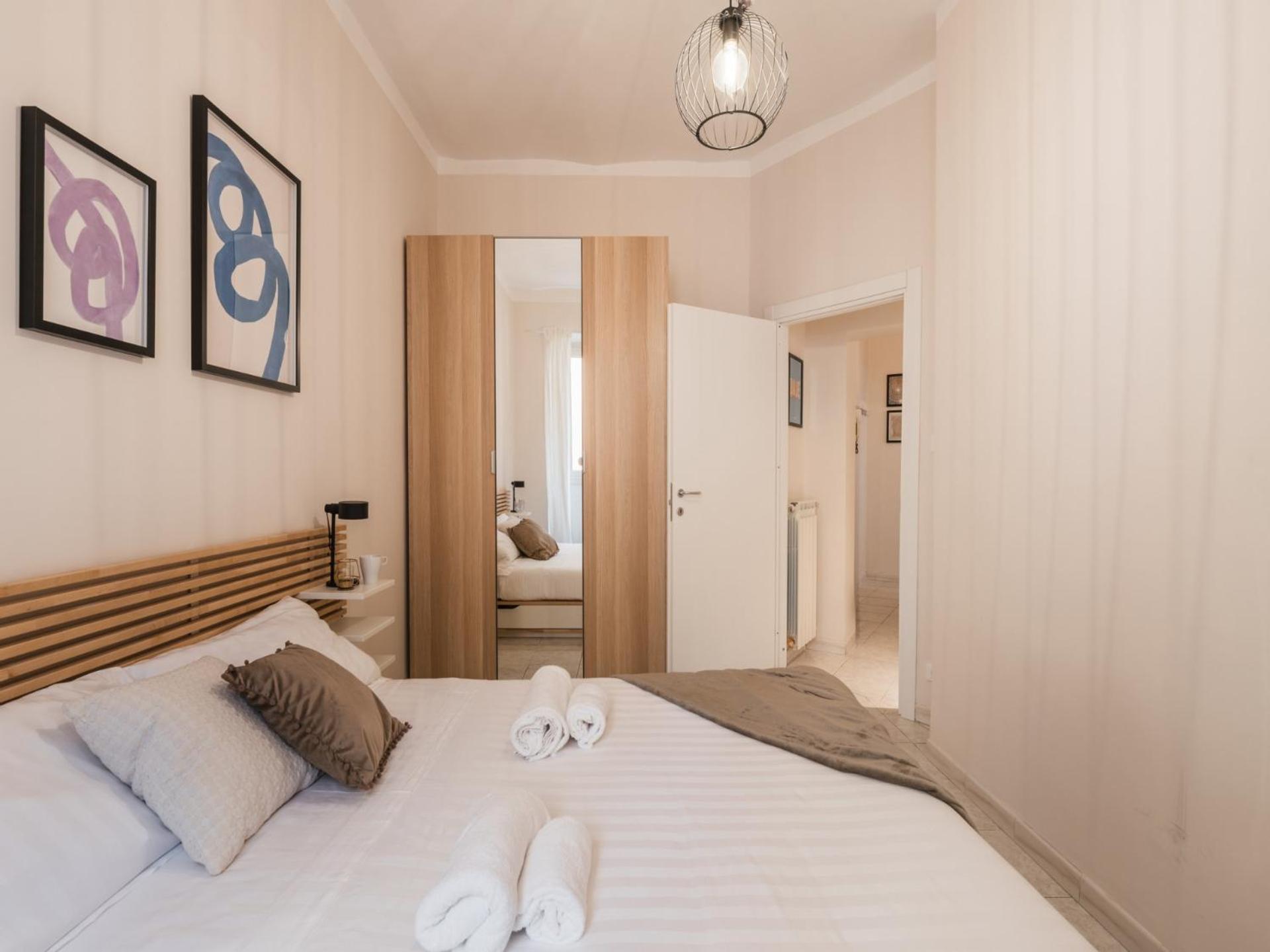 The Best Rent - Spacious One-Bedroom Apartment Near Colosseum Roma Exterior foto